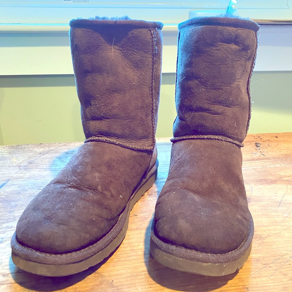 Brown Uggs Mid-Calf